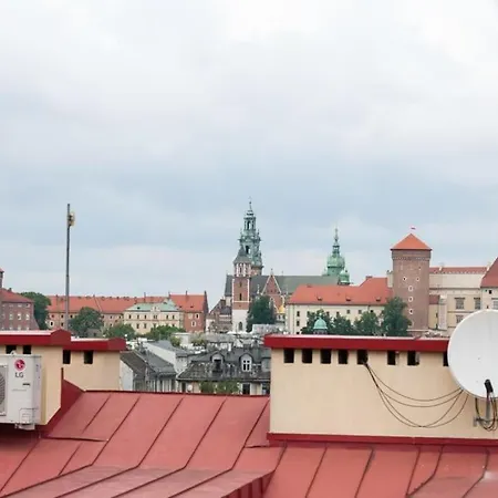 Charming In Perfect Location Apartament *